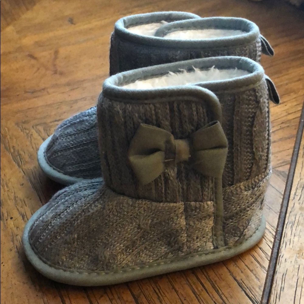 💜Gray baby boots